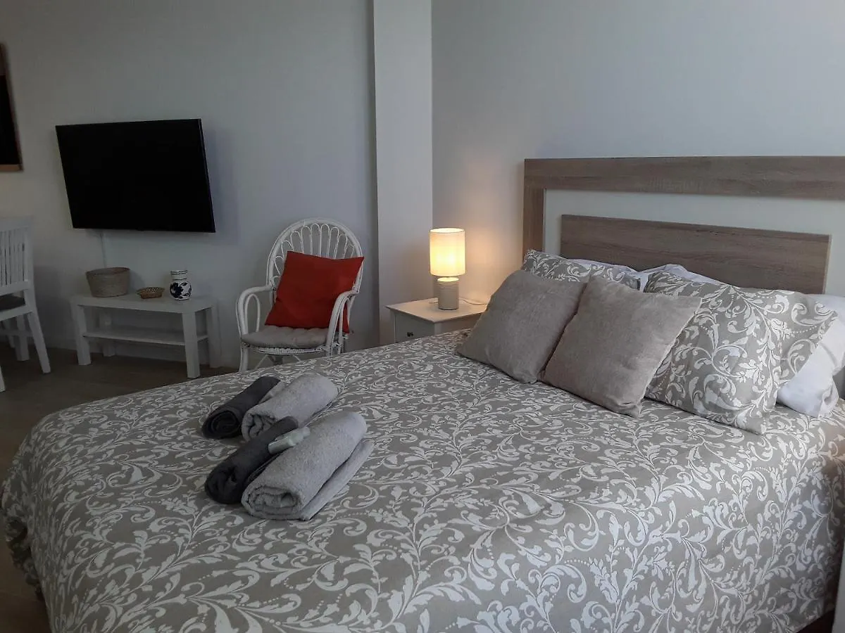 Apartment Algaida Studio Calahonda, Pools, Garden And 150 M Beach Sitio de Calahonda