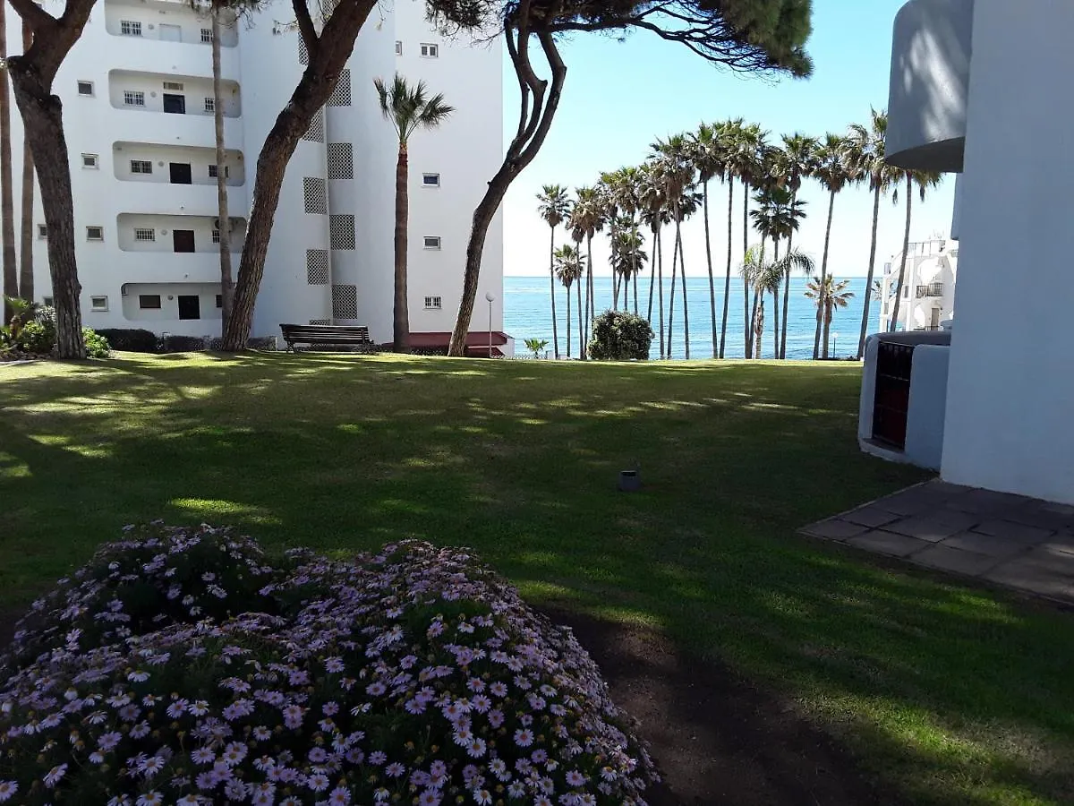 Algaida Studio Calahonda, Pools, Garden And 150 M Beach Sitio de Calahonda Apartment